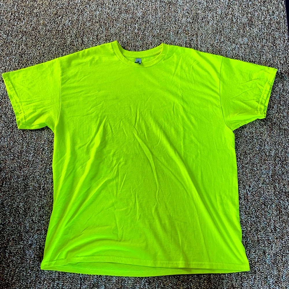 Gildan neon green T shirt